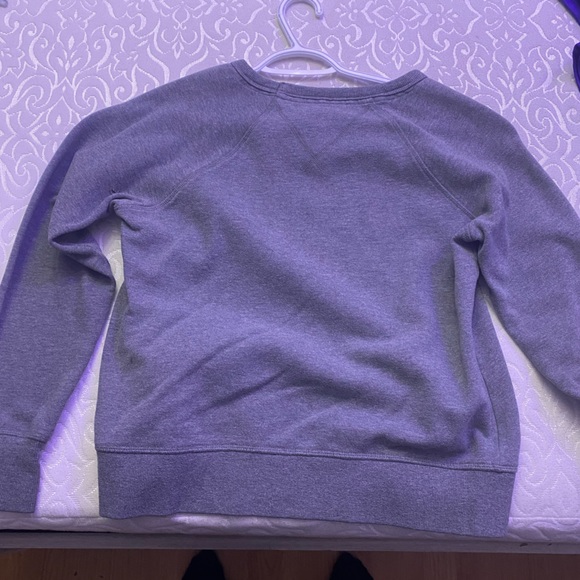 Tommy Hilfiger Sweater - Picture 2 of 2